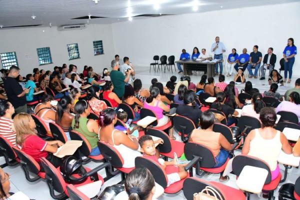 Prefeitura de Floriano realiza reunião com pré-selecionados do programa Minha Casa, Minha Vida(Imagem:Secom)