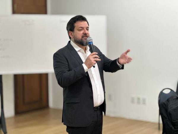 Victor Hugo Almeida(Imagem:Divulga&ccedil;&atilde;o)