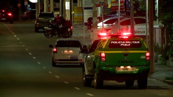 Decreto determina que bares e restaurantes fechem às 21h e toque de recolher às 22h no Piauí