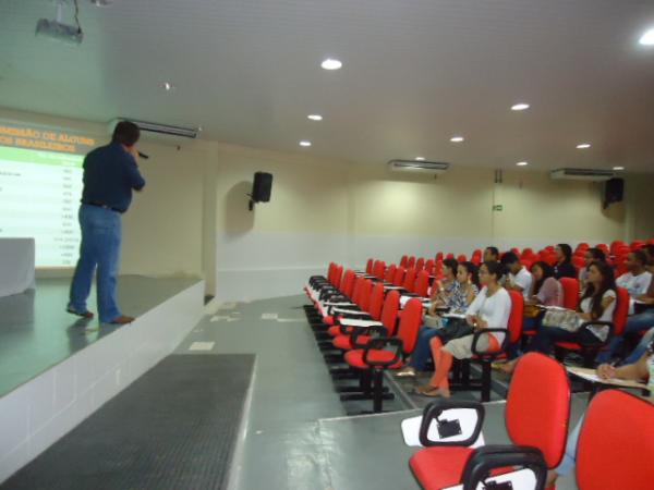 UFPI realizou simpósio de pesquisas universitárias de biologia em Floriano
