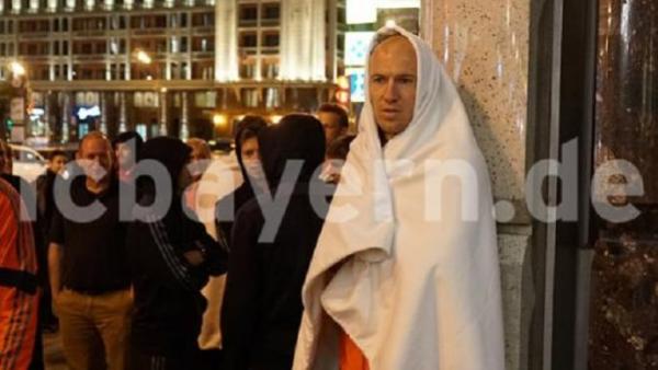 Alarme de incêndio força elenco do Bayern a deixar hotel de madrugada