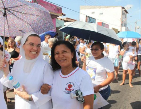 Moradores do conjunto Porto Alegre fazem protesto contra a viol&ecirc;ncia.(Imagem:Meio Norte)