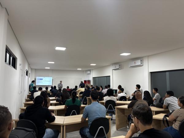 Do Piauí para o Mundo: alunos da Faculdade PIT podem se inscrever no programa até 20 de abril. (Imagem:Ascom/PIT)