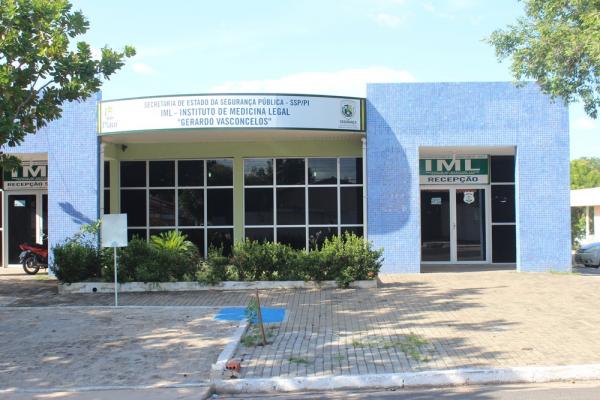 Motociclista morre atropelado por caminhão na BR 343 em Teresina