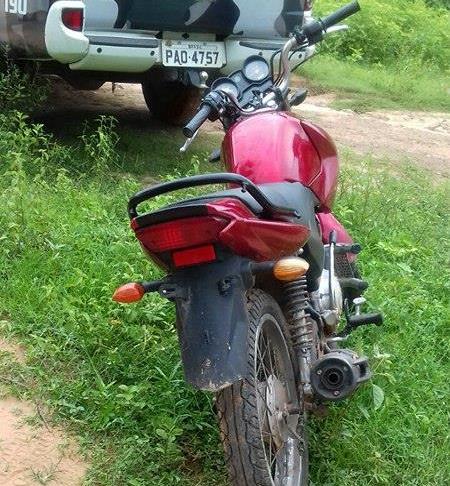 Motocicleta roubada em Barão de Grajaú é recuperada pela PM de Floriano