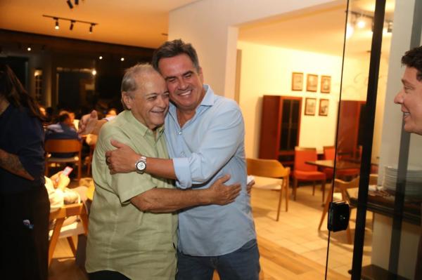  Ciro Nogueira recebe Silvio, secret&aacute;rios e amigos(Imagem:Divulga&ccedil;&atilde;o)