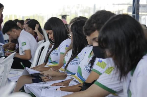Seduc realiza revisão Pré-Enem em formato de game nesta quarta-feira (26) em Teresina