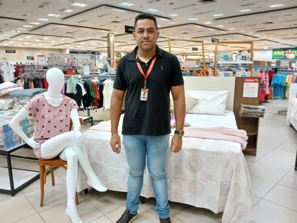 Confira as promo&ccedil;oes em cal&ccedil;ados e acess&oacute;rios no Armaz&eacute;m Para&iacute;ba em Floriano(Imagem:FlorianoNews)