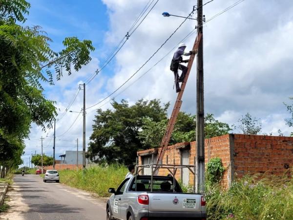 Prefeitura inicia "Iluminação por bairros" e contemplará as zonas urbana e rural de Floriano