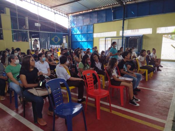 Escola Pequeno Pr&iacute;ncipe realiza cerim&ocirc;nia de encerramento do ano letivo. (Imagem:FlorianoNews)