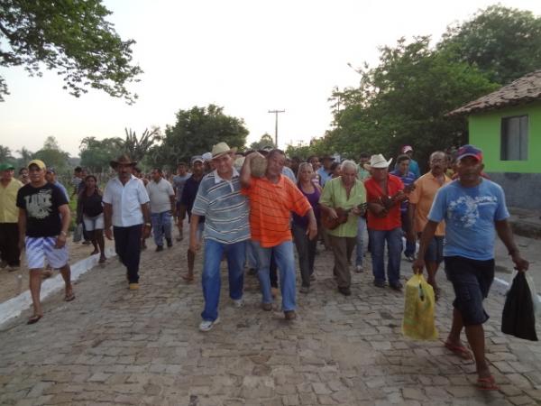 Localidade Manga deu in&iacute;cio aos festejos de Nossa Senhora da Concei&ccedil;&atilde;o.(Imagem:FlorianoNews)