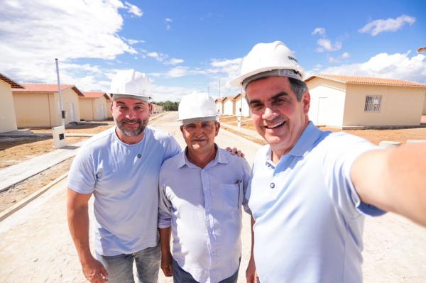Ciro Nogueira anuncia entrega de 90 casas, inaugura obras e novos benefícios em Batalha