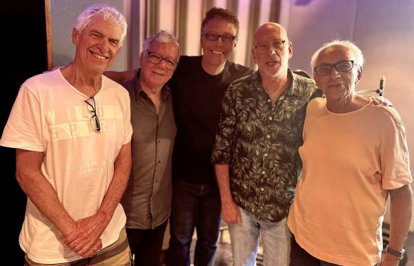 Augusto Martins põe digitais na música mais recente de Chico Buarque em single com MPB4