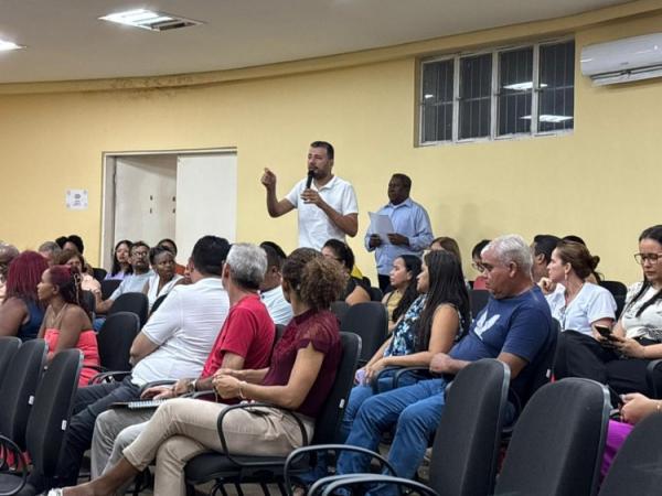  Prefeitura de Floriano realiza audi&ecirc;ncia p&uacute;blica para discutir elabora&ccedil;&atilde;o da LDO 2027.(Imagem:Secom)
