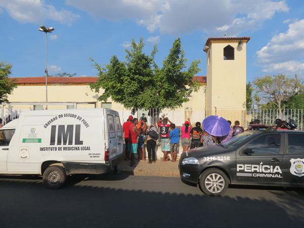 Pol&iacute;cia encontra corpo amarrado ao crucifixo de Igreja na zona Sul.(Imagem:Cidade Verde)