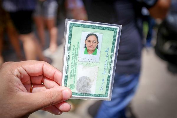 Suspeita de matar vizinha é presa após prestar depoimento