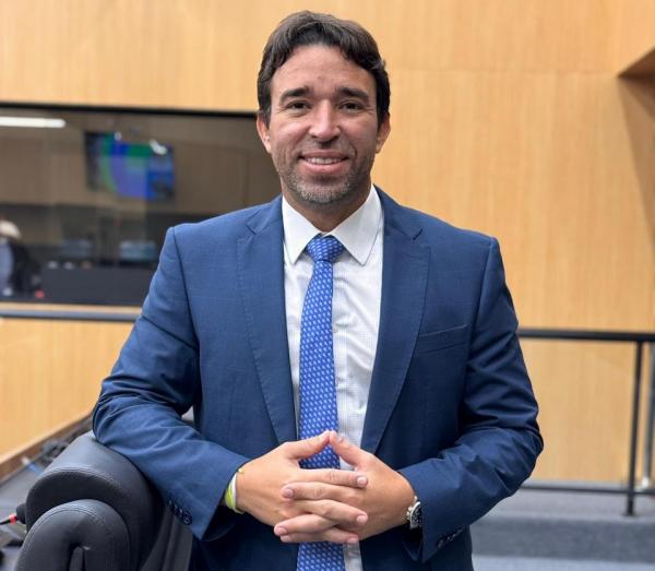 Pesquisa do GP1 aponta Deputado Marden Menezes entre os 10 mais lembrados pela população