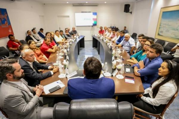 Governador recebe lideranças de Altos e Miguel Alves para estabelecer ações prioritárias