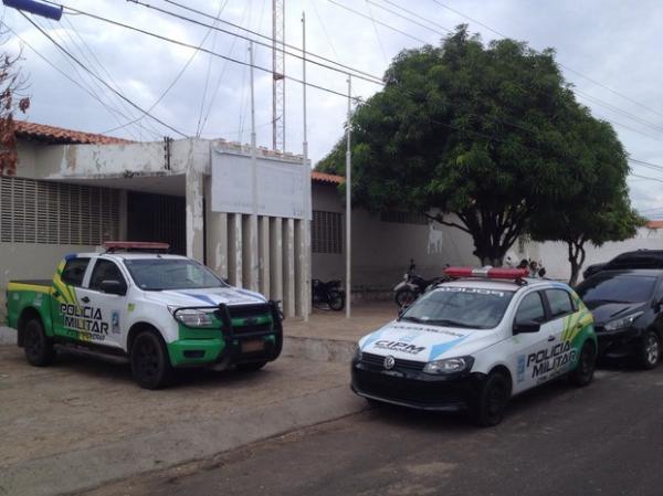 PM apreende três menores suspeitos de matar travesti a tiros em Teresina