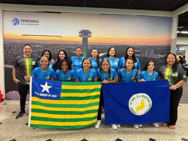 Estudantes de escola da rede estadual representam o Piauí nos Jogos Escolares Brasileiros de Futsal