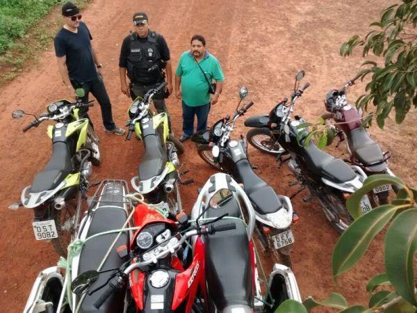 Pol&iacute;cia apreende motos roubadas e clonadas no Norte do Piau&iacute;.(Imagem:Jonas Sousa/PortalCampomaior)