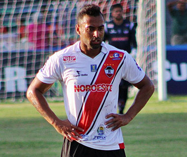Altos anuncia ex-meia do River para a Copa do Nordeste 2019