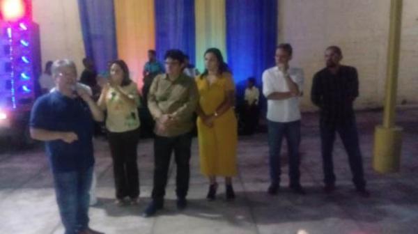 Gustavo Neiva participa de "Encontro dos Amigos" em Floriano