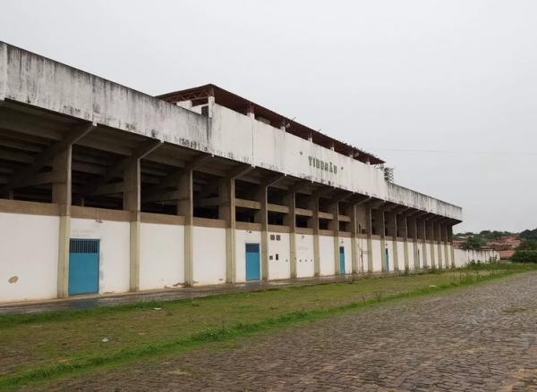 Jogos do Altos pela Série C vão acontecer em Floriano, confirma Prefeitura