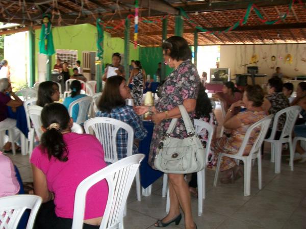 Servidores aposentados s&atilde;o homenageados pelo SINTE-PI.(Imagem:FlorianoNews)