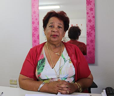 Alunas denunciam professor por assédio: "se sair tira 10"
