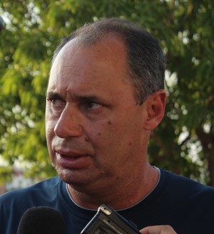 Sem Evair como técnico, River-PI tenta juntar os cacos da crise contra Caiçara