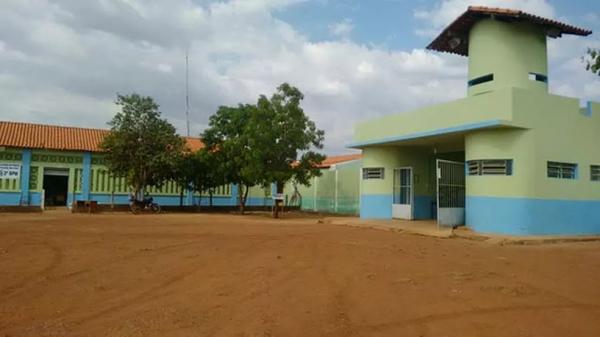 Justiça determina realocação de presos da penitenciária de Floriano para reduzir superlotação
