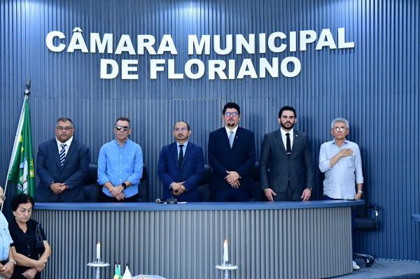 &Uacute;ltimo adeus ao ex-vereador Gilberto Guerra re&uacute;ne familiares, amigos e autoridades em Floriano(Imagem:CMF)