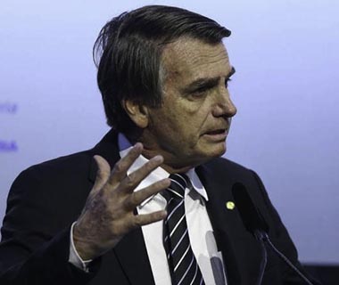 Bolsonaro impõe condições para debater com Haddad