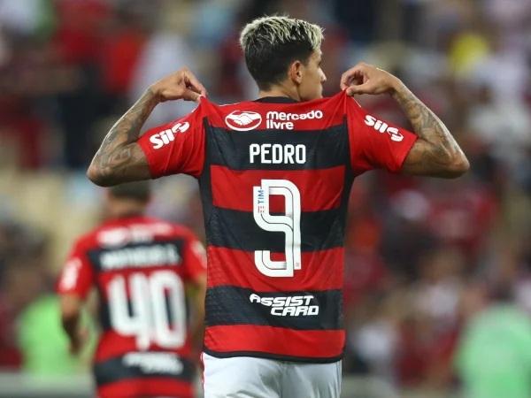 Com 4 gols de Pedro, Flamengo atropela Maringá e avança na Copa do Brasil