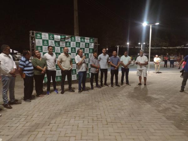 Prefeitura de Floriano entrega Praça Petrônio Portela totalmente revitalizada no bairro Taboca