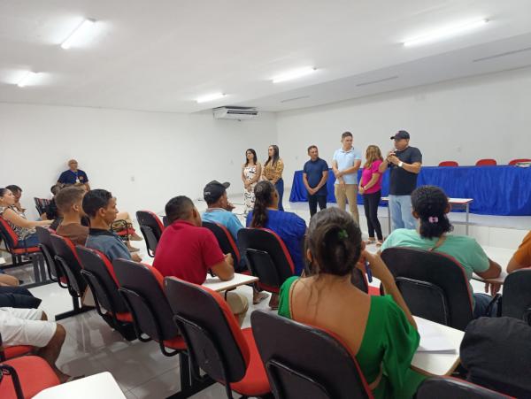 Reunião com ambulantes define organização e segurança para o Zé Pereira em Barão de Grajaú