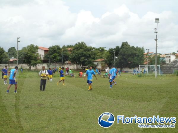 Dia do Trabalho &eacute; comemorado com torneio esportivo em Floriano.(Imagem:FlorianoNews)