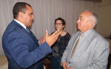 Depois de disputa, ministra visita Parnaíba e não vai a Bom Jesus