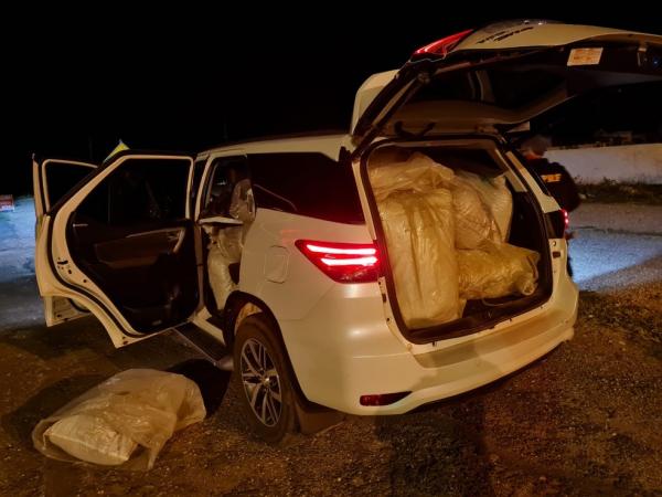 Homem é preso com 300 kg de maconha em caminhonete no Piauí