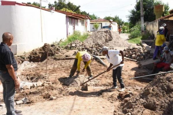 Obras de canalização no bairro Bom Lugar seguem aceleradas