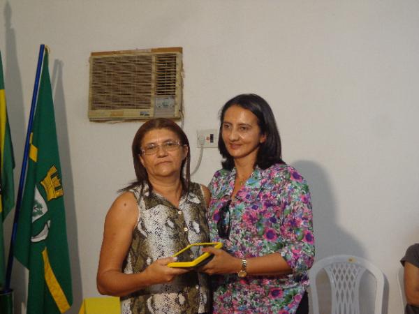 Professores da rede estadual recebem tablets atrav&eacute;s do Programa Educa&ccedil;&atilde;o Digital.(Imagem:FlorianoNews)