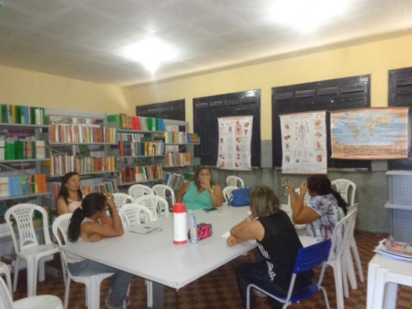 Unidade Escolar Lindolfo Uch&ocirc;a realiza Encontro Pedag&oacute;gico.(Imagem:FlorianoNews)