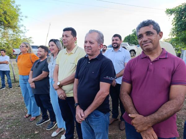 Inaugura&ccedil;&atilde;o de po&ccedil;o artesiano leva mais qualidade de vida ao povoado Bem Quer(Imagem:FlorianoNews)