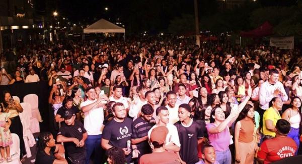 Show Gospel re&uacute;ne f&eacute;, louvor e adora&ccedil;&atilde;o nas comemora&ccedil;&otilde;es pelos 129 anos de Floriano.(Imagem:Secom)