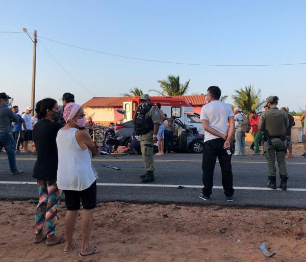Funcionário público e sogra morrem em acidente no litoral do Piauí; dois estão gravemente feridos