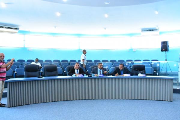 Vereadores de Floriano realizam duas sessões na abertura da última quinzena de outubro(Imagem:CMF)