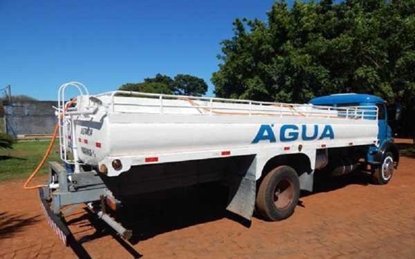 Mais de 100 mil piauienses ainda dependem de carro-pipa para abastecimento de água