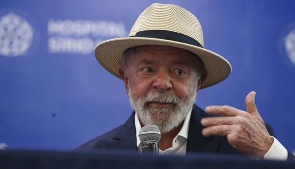 Lula deve retomar ofensiva por PL das Fake News após troca no comanda da Câmara