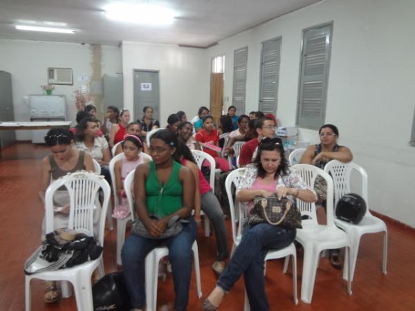 Realizado o Curso B&aacute;sico de Libras em Floriano.(Imagem:FlorianoNews)